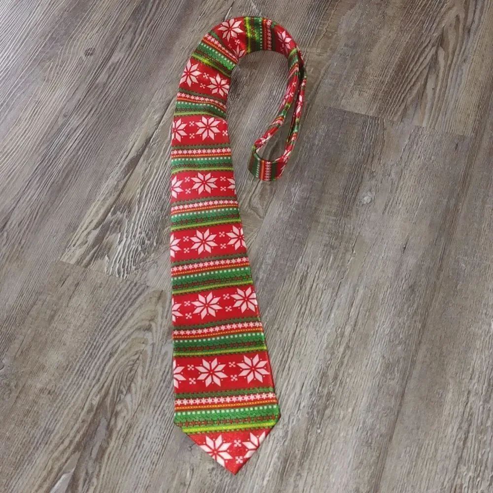Christmas red green white striped snowflake tie Holiday Christmas NWOT